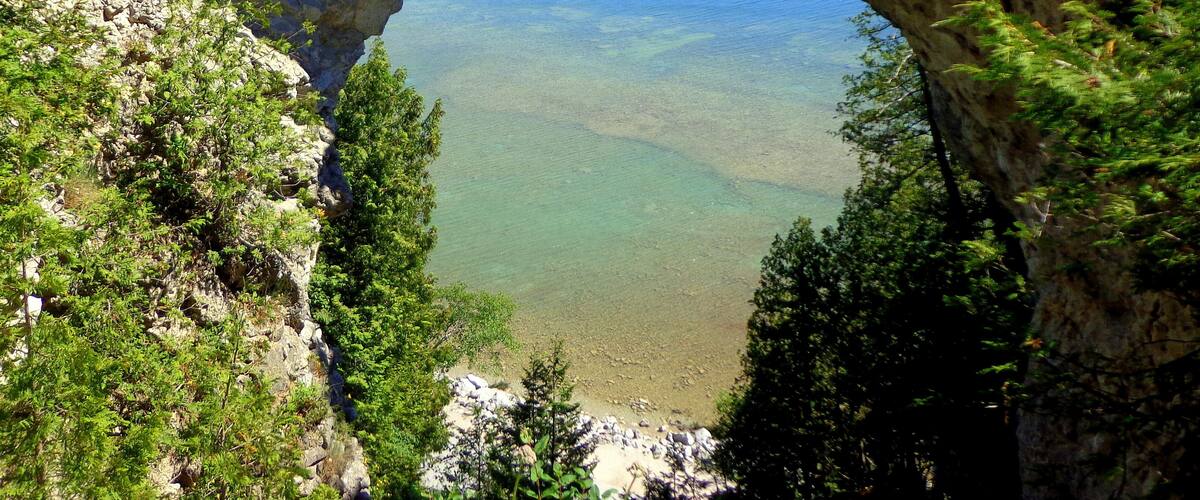 We spotted this arch while taking a carriage ride on the Island. The only way to get to the Island is by ferry. No cars are allowed on the island.
