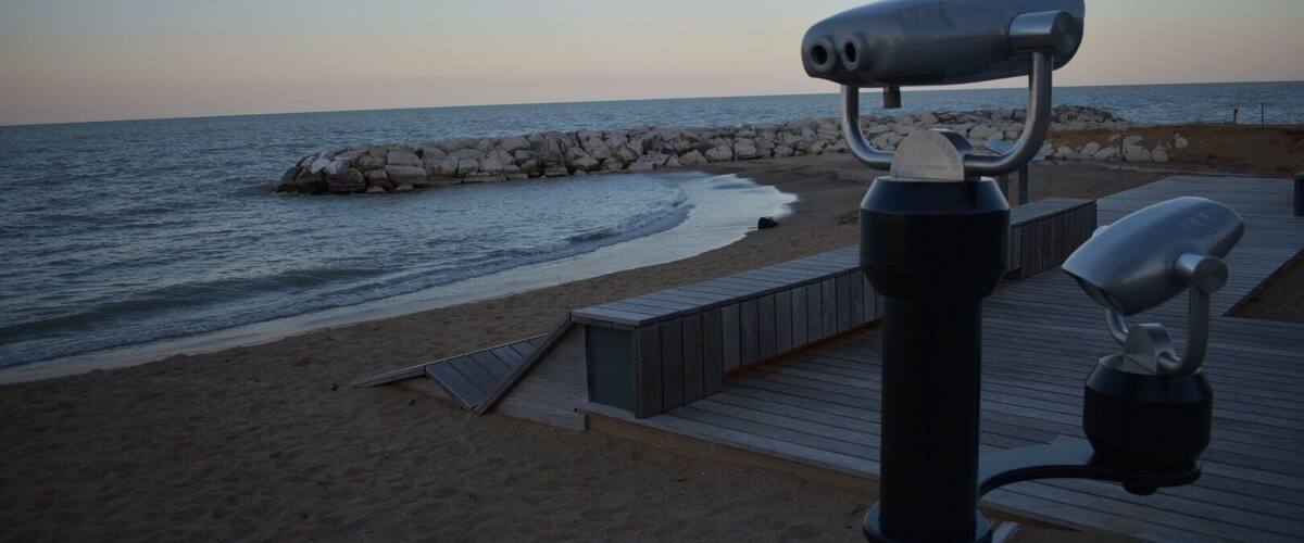 Beautiful little cove in any season!