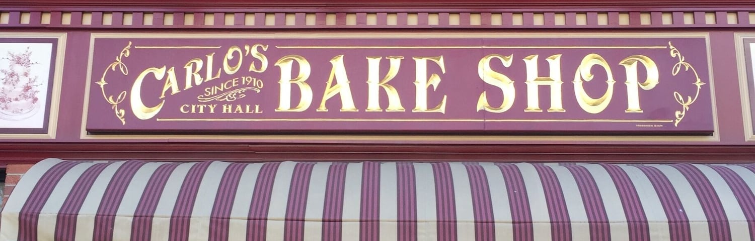 Something I have dreamed about my whole life and I finally got to try his famous cannoli!
#bakery
#italian
