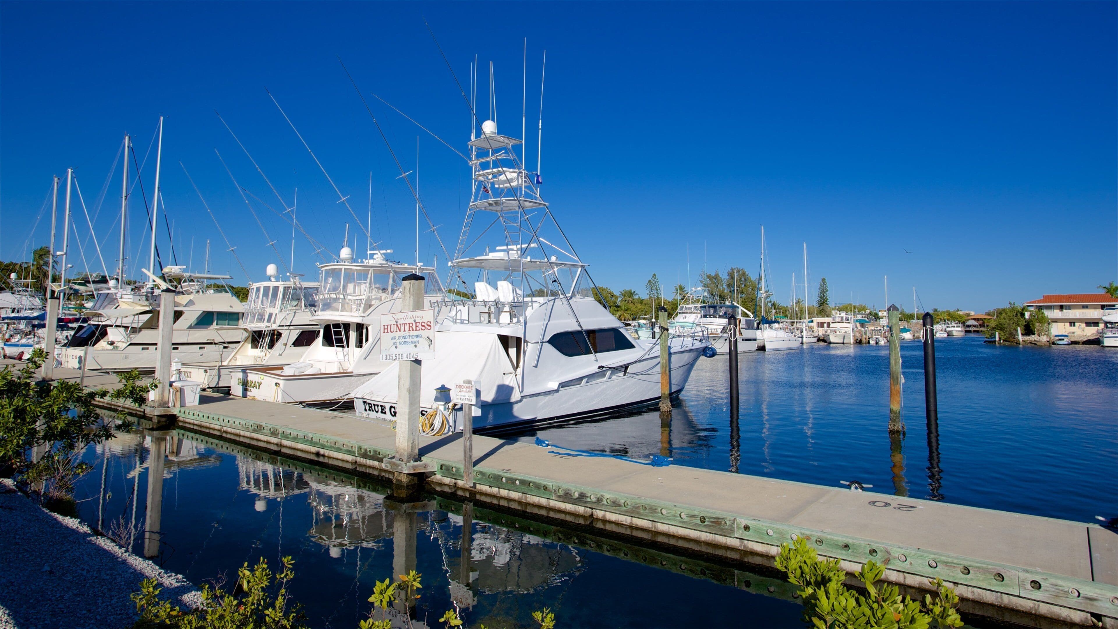 Key Largo which includes a marina