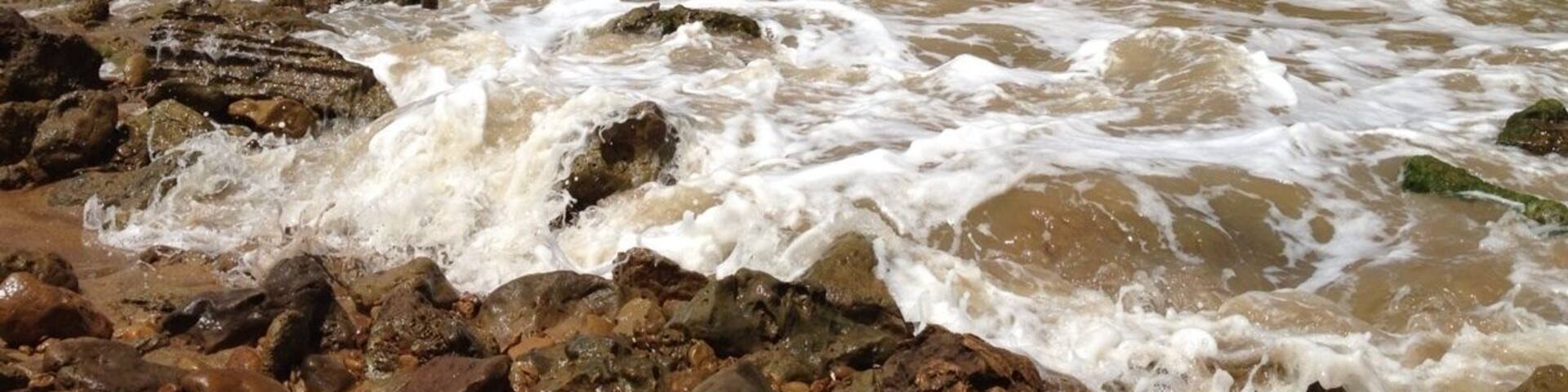 Near La Vela de Coro , I like this rock , it seems Smaug.