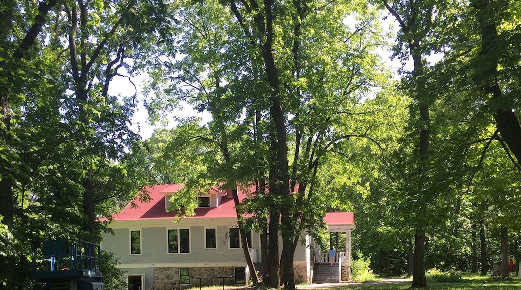 Charles A Lindbergh house and tour