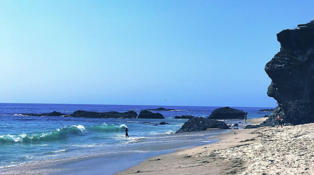 Here's what you'll see after hiking down that 1000 steps beach.