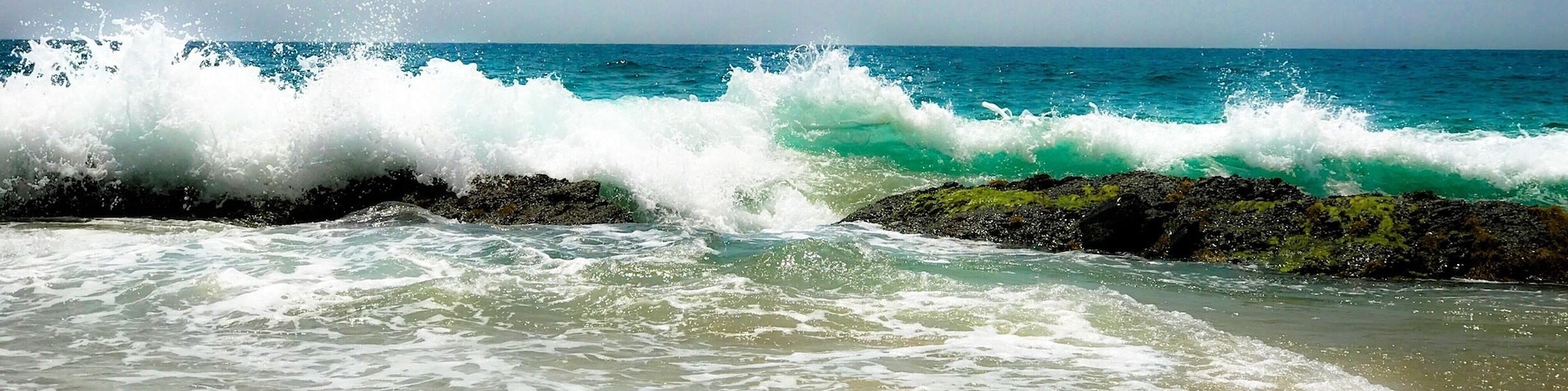 This place is a little hard to find, but well worth it! (Note to newbies: it's across from the hospital, and on the weekend you can pay $5 and park in the hospital parking lot.) The architecture above the beach on the cliffs is fascinating. And the beach is not as crowded as some of the others in the area. Also, it's only 250 steps, not 1000. 🙂 Enjoy! iPhone 7Plus, Adobe Photoshop Express #california #aquatrove