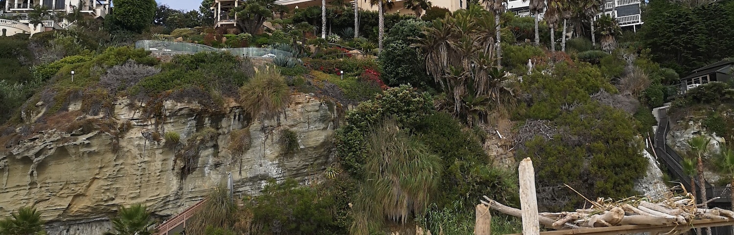 Don't say I didn't warn you Laguna Beach 1000 steps beach - actually it isn't that many but feels like it on the way back up #Adventure