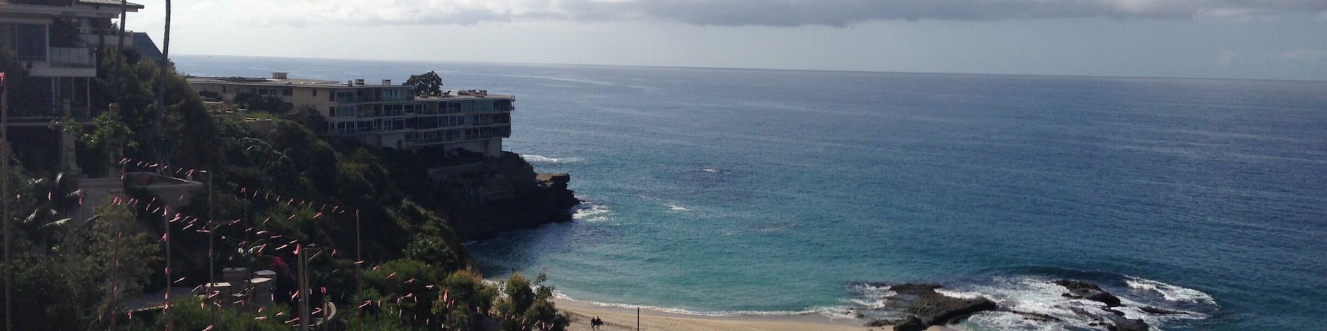 One of Laguna's own gems. Famous for its siders and shore break. One of laguna's many coves and are able to walk from cove to cove depending on tide.
