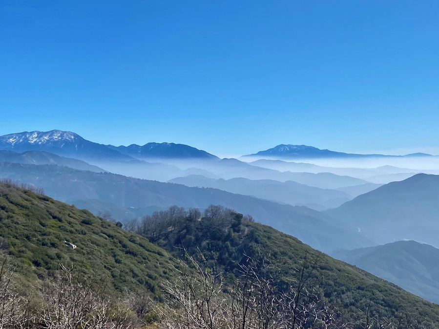Gorgeous views from multiple spots along the way from Crestline to Lake Arrowhead