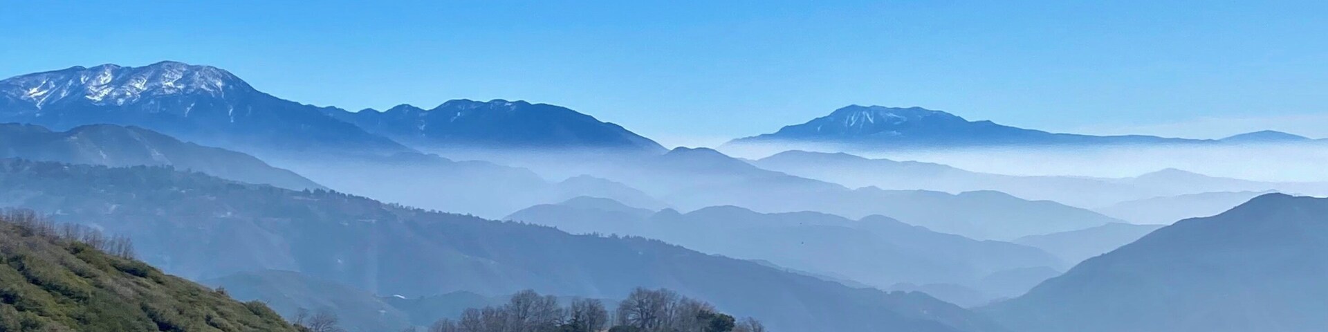Gorgeous views from multiple spots along the way from Crestline to Lake Arrowhead