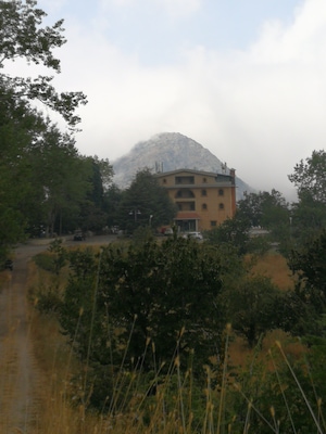 Shangri-la hotel