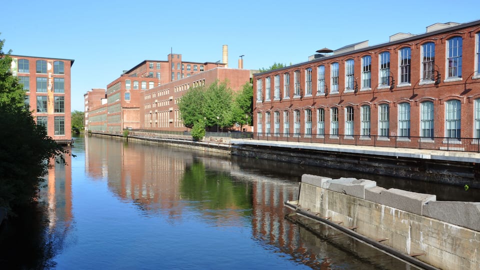 Lowell Canal in National Historic Park, Lowell, Massachusetts, USA