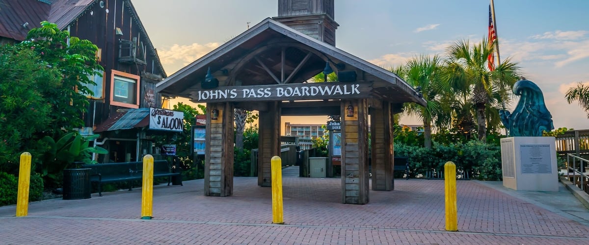 A must go place for shopping, dining and fishing