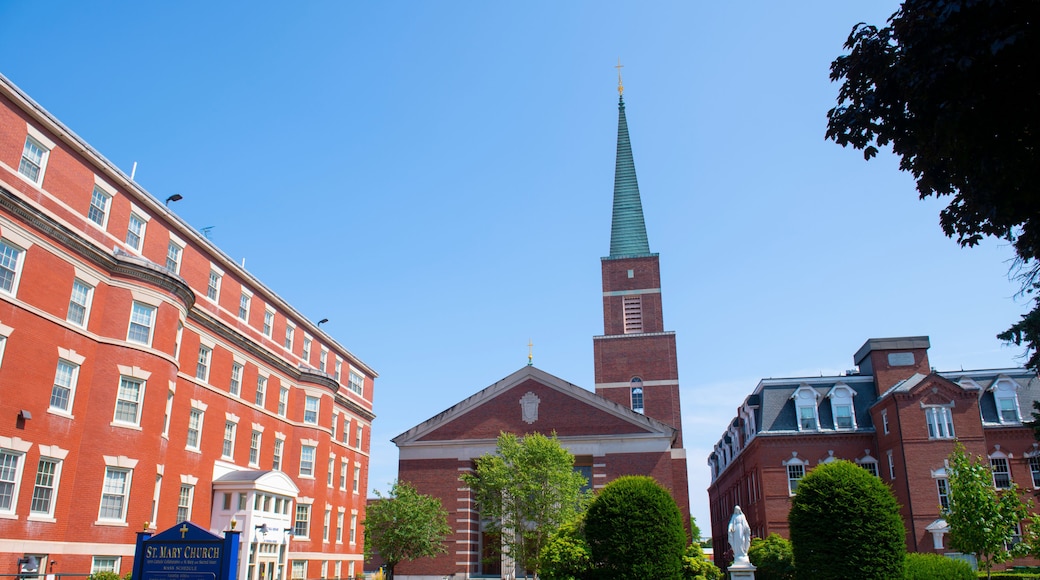 St. Mary Church at 8 S Common Street in historic downtown Lynn next to Lynn Common, Lynn, Massachusetts MA, USA.