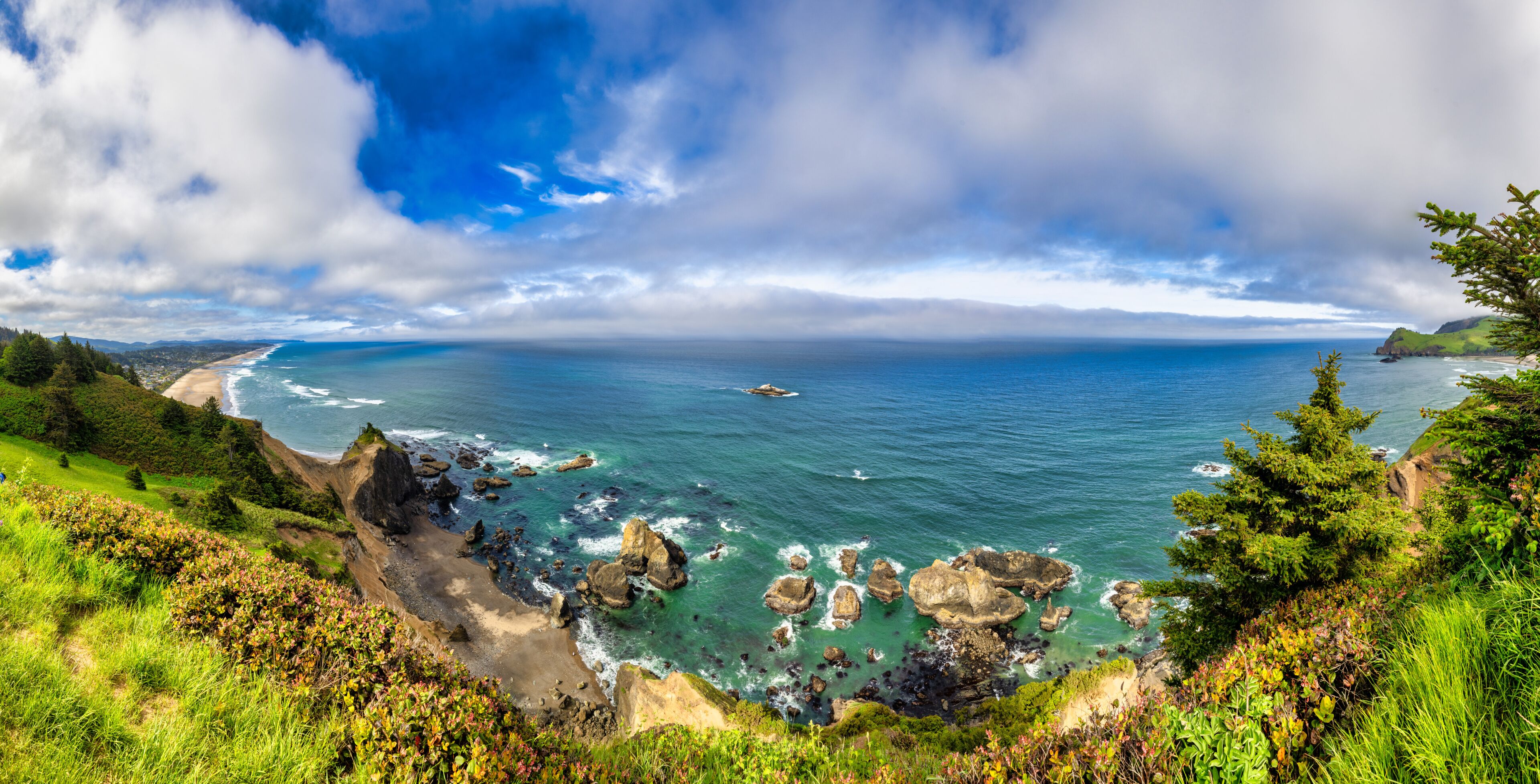 Lincoln City from God's Thumb 1