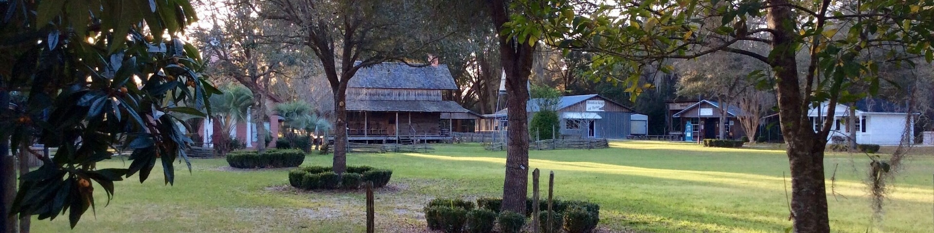 During a recent visit to Florida, I found this quaint little heritage village. It was a stroll down memory lane in many respects. It's amazing how many such places are just off the beaten path, waiting for someone to stop and pay a visit.