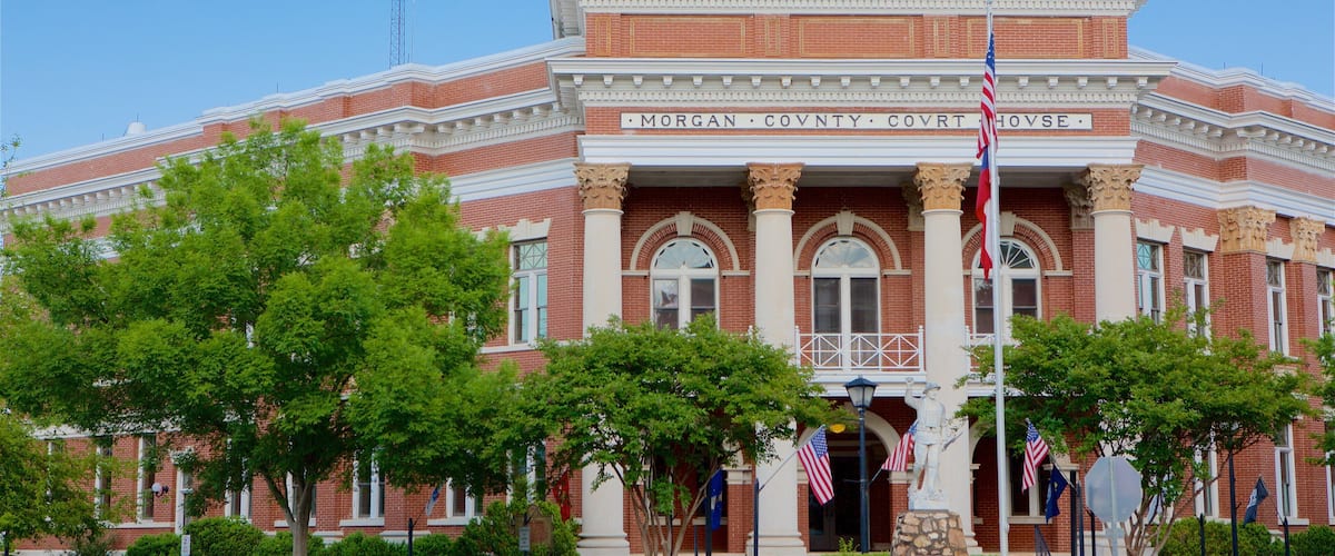 Madison showing heritage architecture