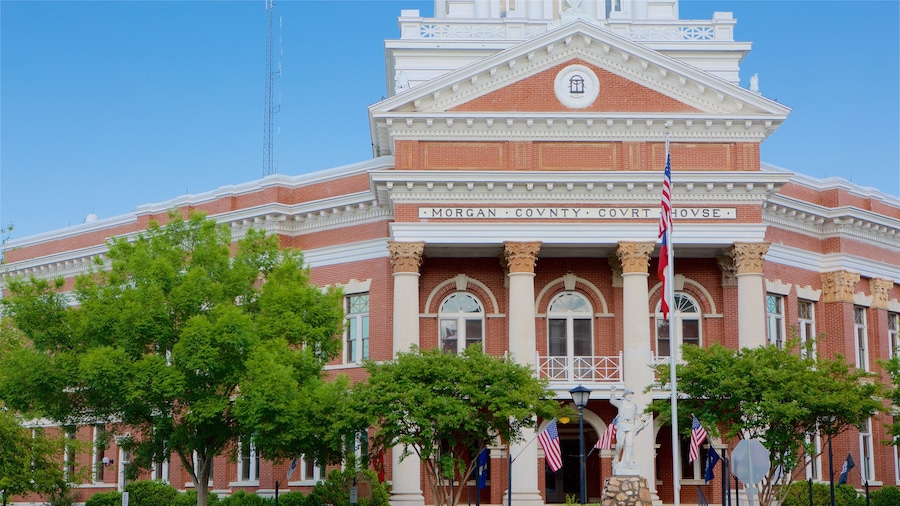 Madison featuring heritage architecture