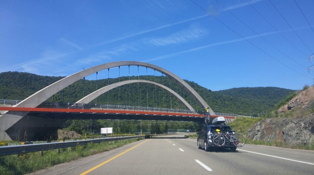 Heading to Magog. Summer weekend escapade. Eastern townships are amazing! #lifeatExpedia