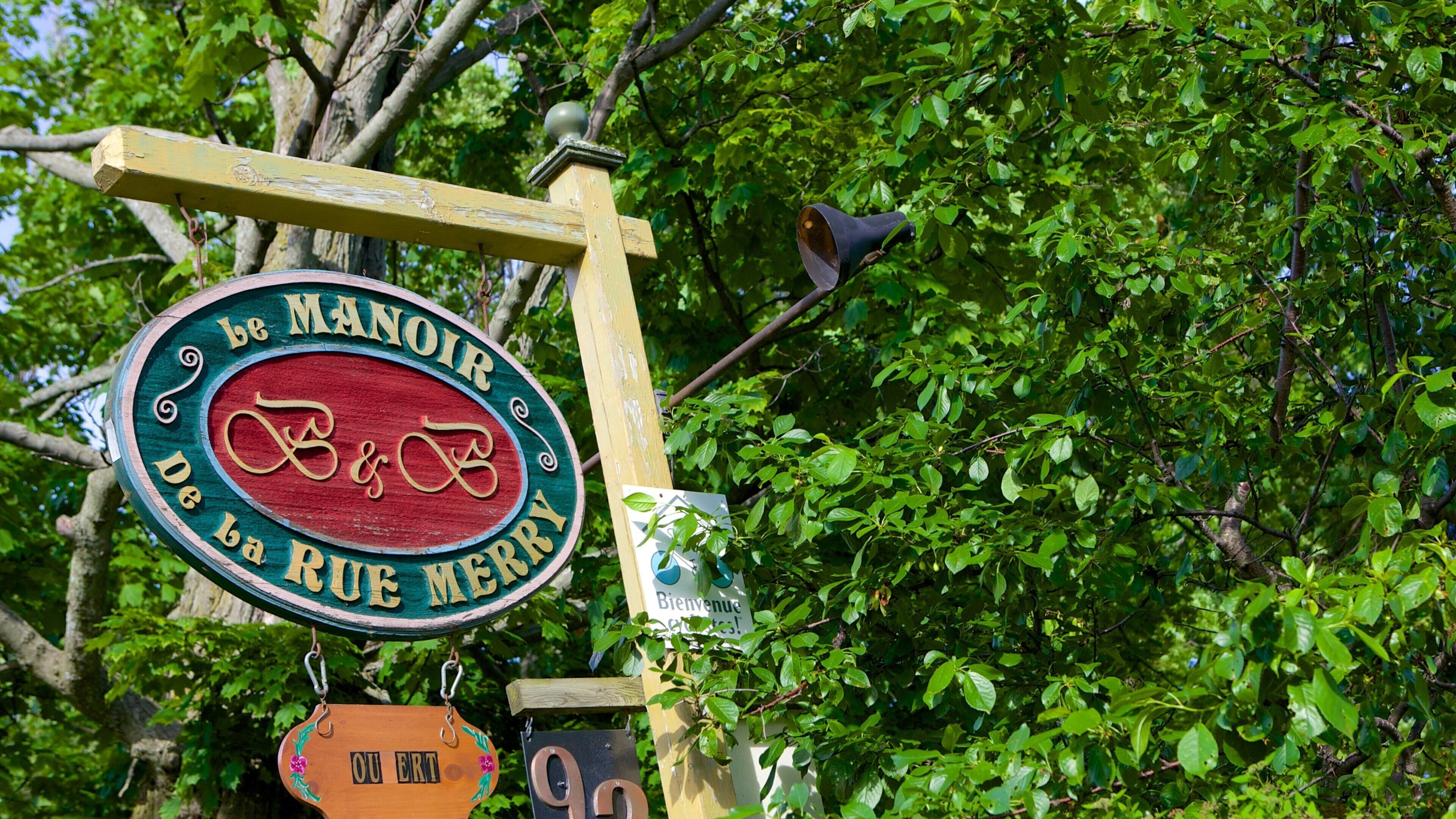 Magog che include segnaletica