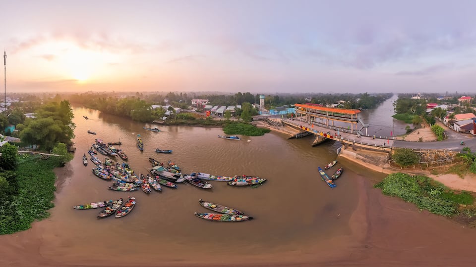 Panoramic view of Phong Dien floating market from above