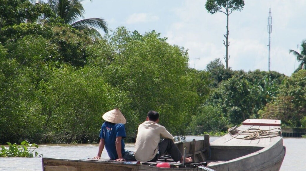 Took this picture on the way from #Vietnam to #Cambodia ...