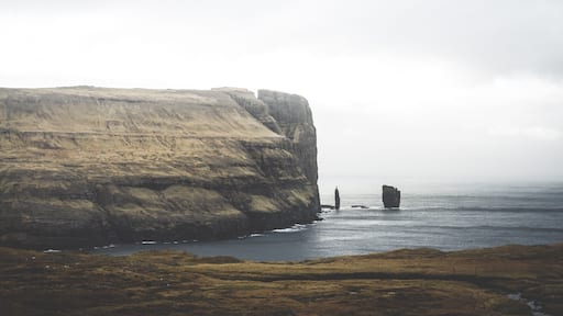 Risin og Kellingin, meaning Giant and the Witch, are two sea stacks off the coast of Eysturoy island. Their height is 71 meters (232 ft) and 68 meters (223 ft). The name relates to an ancient legend that tells the story of the stacks origin, #TroveOn #TakeAHike
https://www.facebook.com/ShotByCanipel/
https://www.instagram.com/canipel/