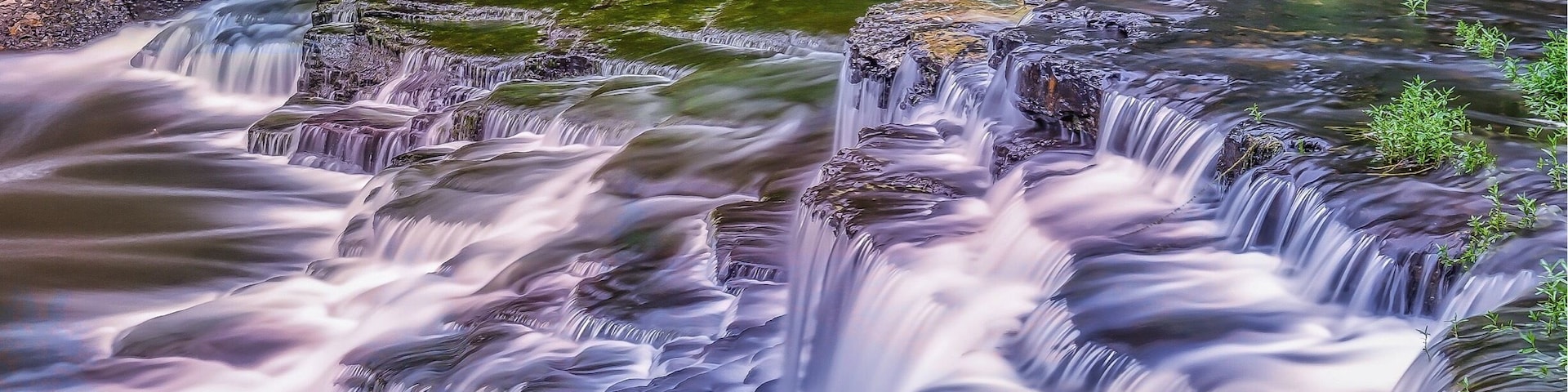 The Old Stone Fort is a prehistoric Native American structure located in Coffee County, Tennessee, in the Southeastern United States. The fall cascade here is gorgeous! You have to stand deep in the marshy land to get this shot! Tennessee has amazing waterfalls! Do check this one out..