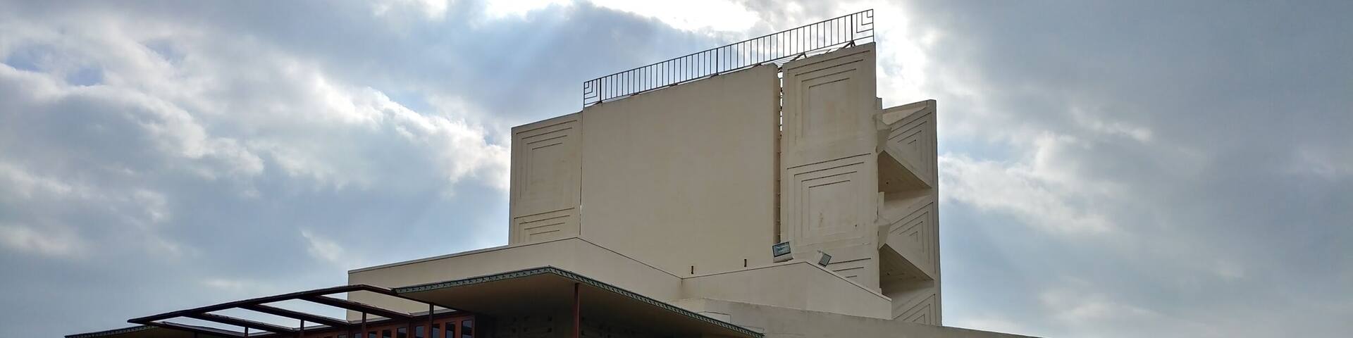 The Annie Pfeiffer Chapel was the first completed Frank Lloyd Wright building of his "Child of the Sun" campus plan, begun 1938 and dedicated 1941.
Florida Southern College is the home of the world’s largest single-site collection of Frank Lloyd Wright architecture.