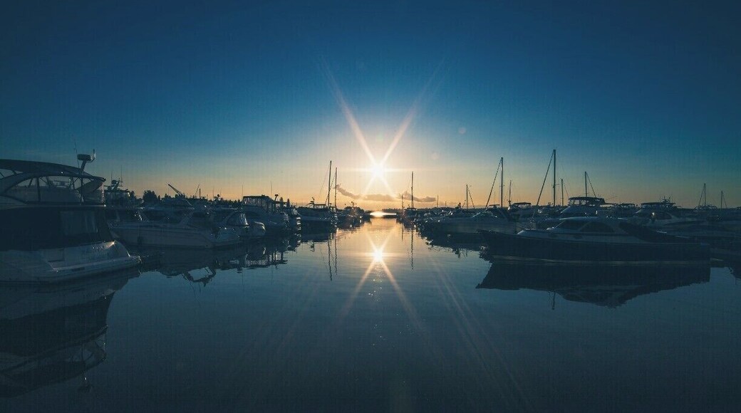 At Carillion Point. Sunset experiences and waterfront walks ate amazing!