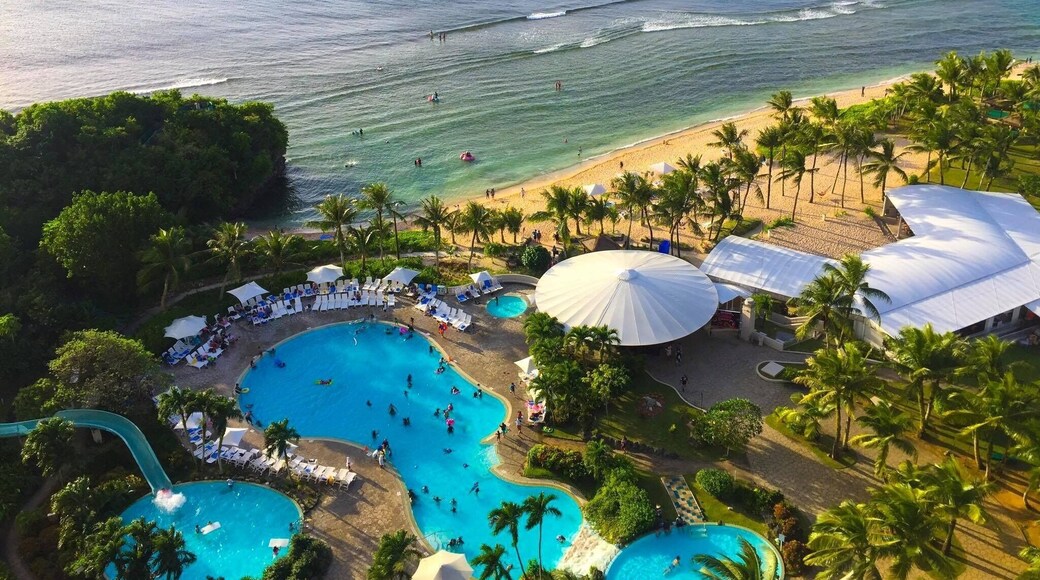 Gun Beach and Hotel Nikko resort, Guam
#AquaTrove
#Beachtips