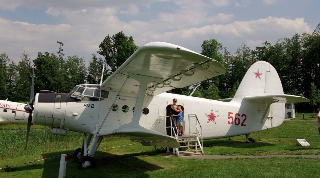 An interesting museum in Holland, some great aircraft including a KLM B747