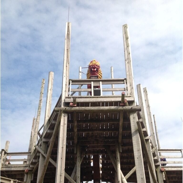  a Dutch lion on the stern of a replica of battleship “De 7 Provinciën” http://www.bataviawerf.nl/startpage.html #therealholland
 
 
 