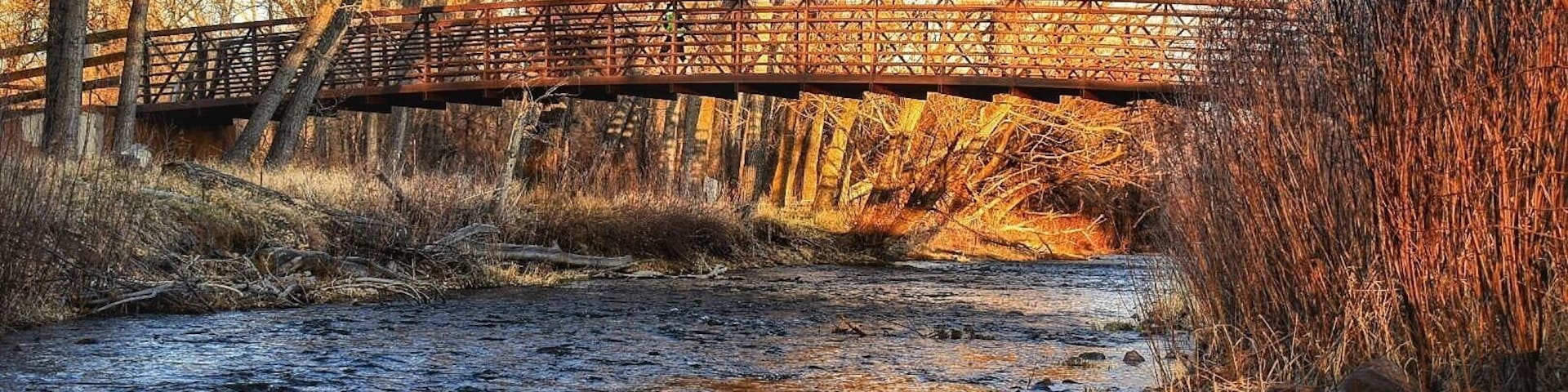 Sunset/night run with my camera on Bear Creek greenbelt. Such a easy and convenient running spot in Lakewood.