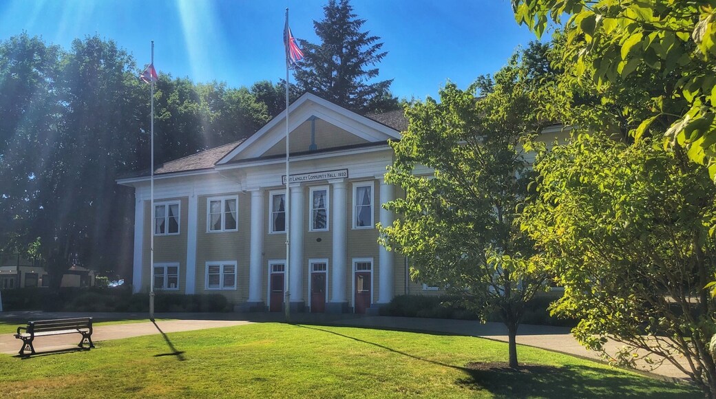 Lovely old building in the Main Street of town
