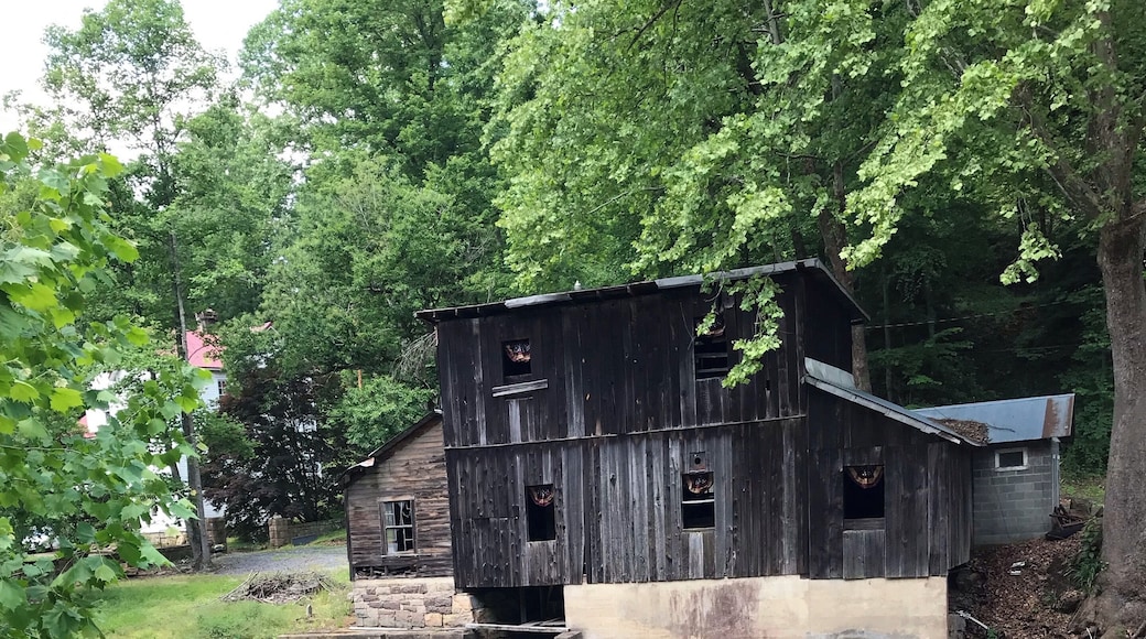 Just a cool roadside site