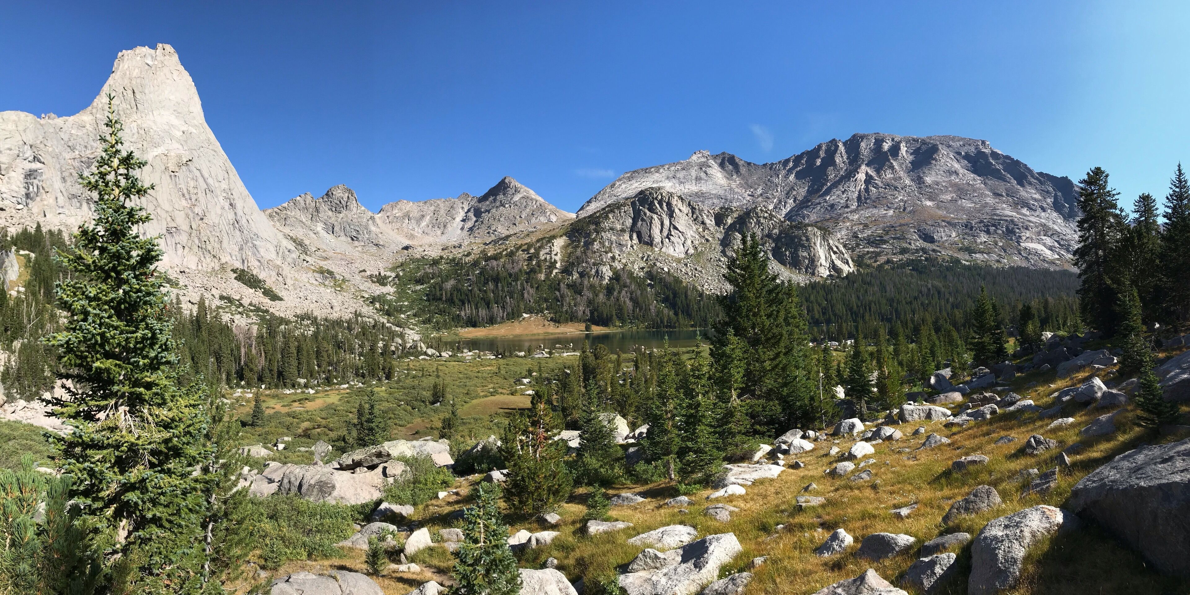 A beautiful view of the Cirque on a sunny September morning. Wind River Range.   #Adventure