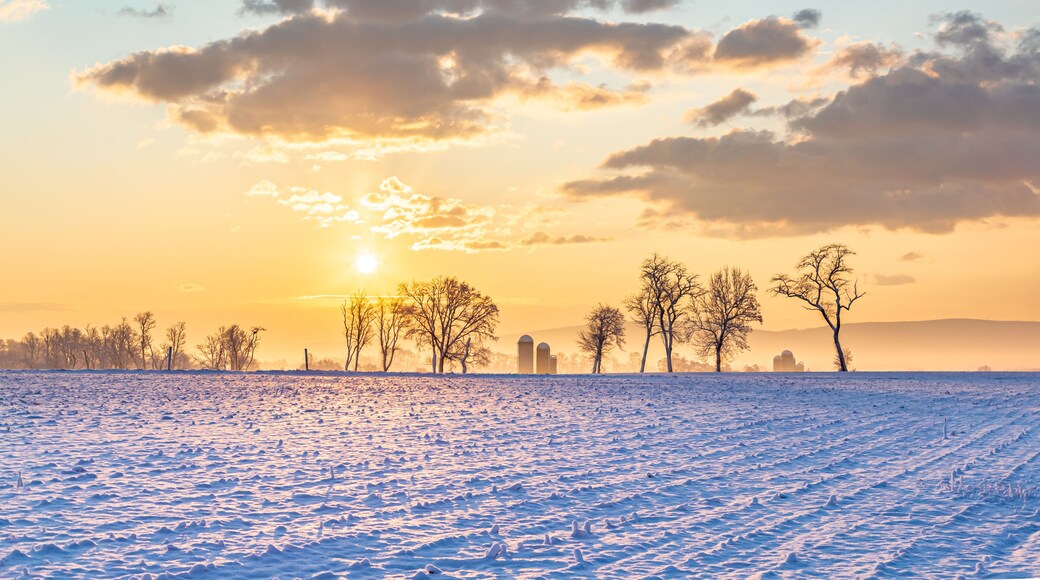 Country Sunrise in Pennsylvania in the Winter