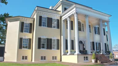 Historic Oatlands Plantation in Leesburg, VA