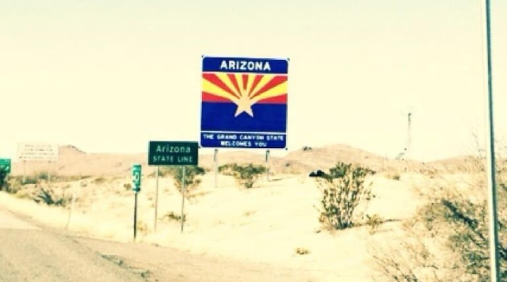 Another new land crossing at a state border for me...