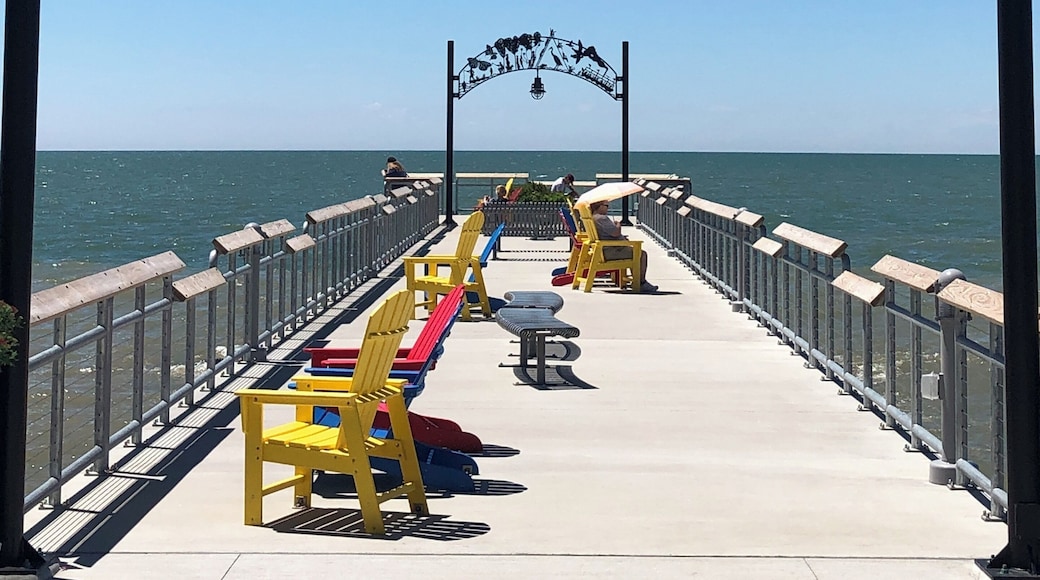 Euclid beach Cleveland Metro Park Reservation on a beautiful sunny day.