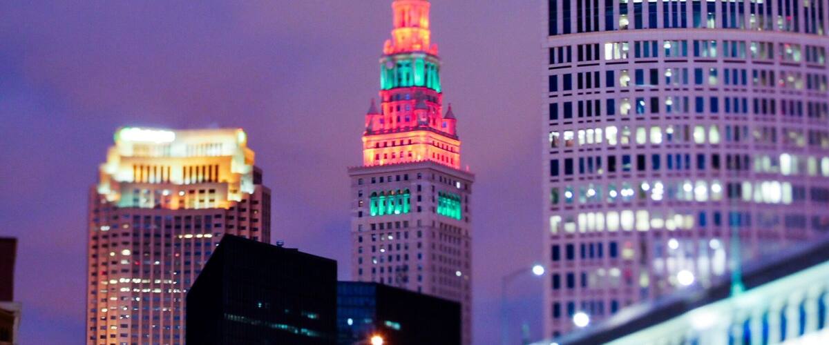 Just some #tiltshit in my #Hometown with a #LensBaby. The Terminal Tower will always be lighted in colors of the season, a charity or even the local sports team.