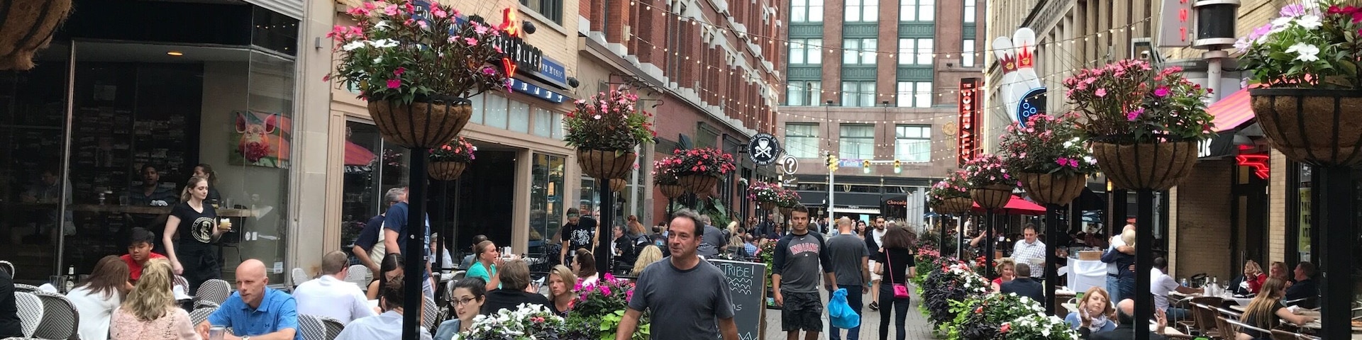 Food street in Cleveland for a weekend brunch