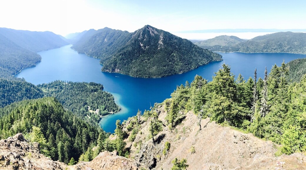 After heading almost straight up the entire hike with steep switchbacks and rope climbing sections, this view over Crescent Lake at the top is worth it!