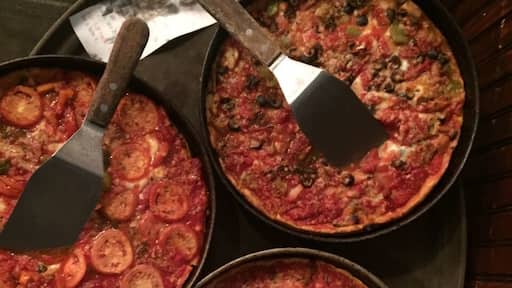 Chicago famous deep dish pizza and my most favorite food it's really yummy