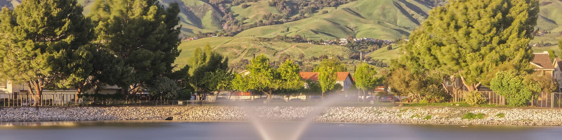 Green Hills Behind Milpitas Lake in the Afternoon