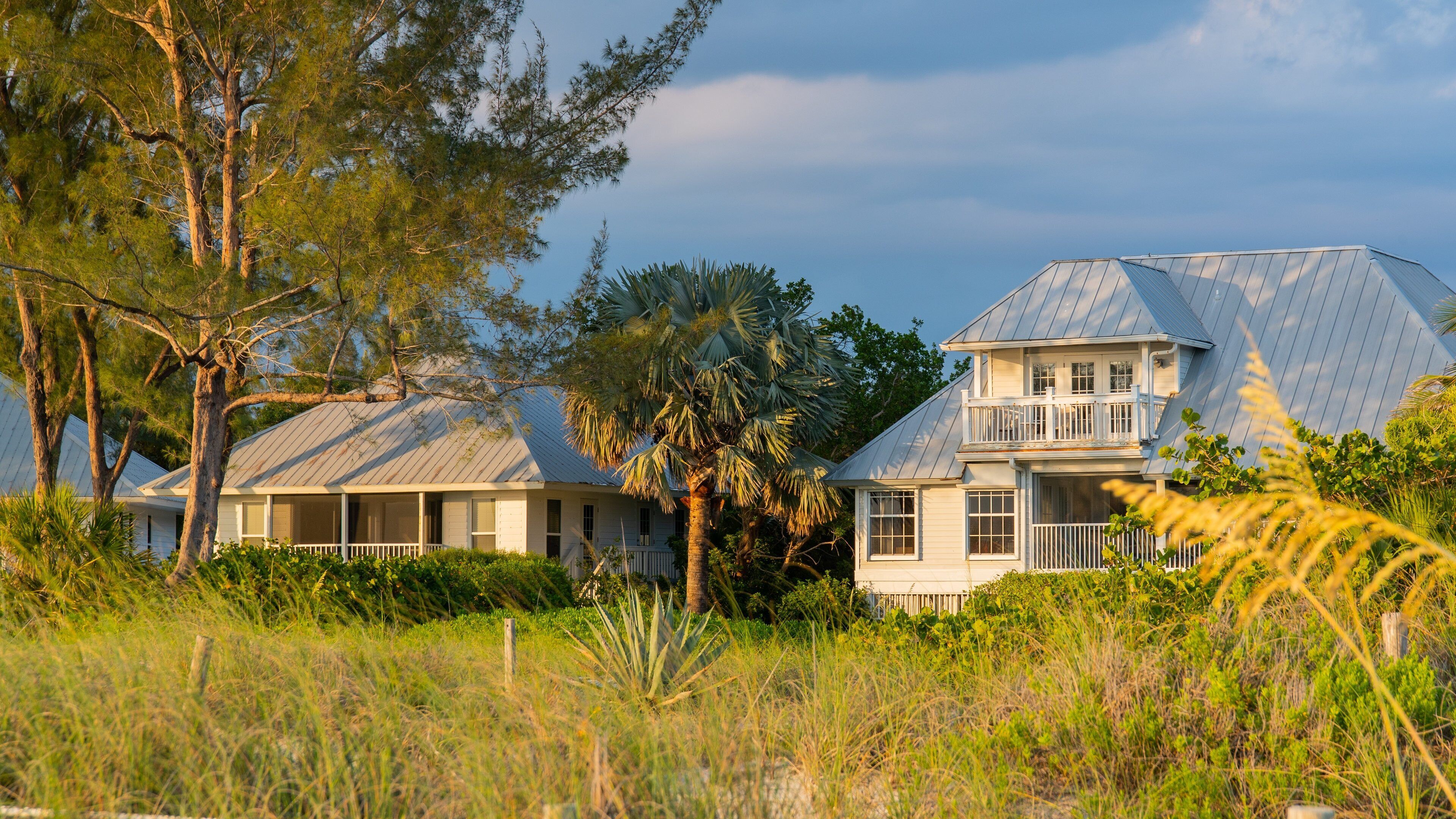 Captiva showing a house