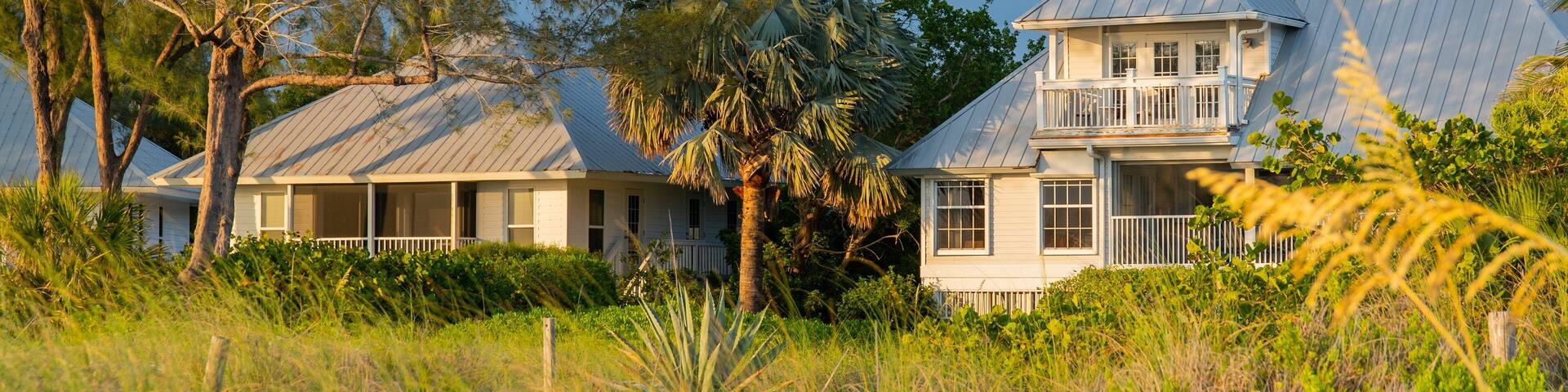 Captiva showing a house