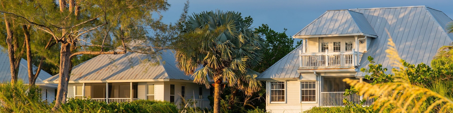 Captiva showing a house