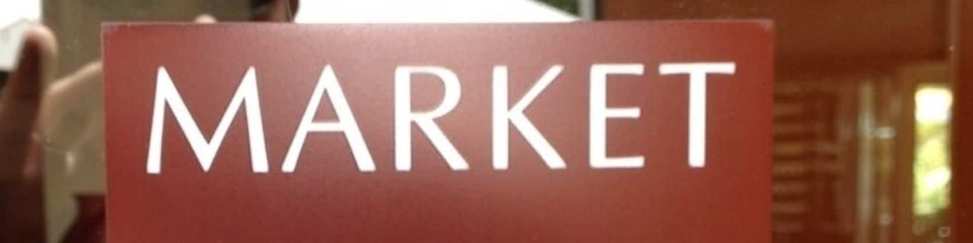 Beautiful restaurant, with wonderful food. Very high end, with an excellent wine list. Great meal, service and a very enjoyable overall experience. Have a cocktail at Suviche next door beforehand then come on over for a truly incredible meal.