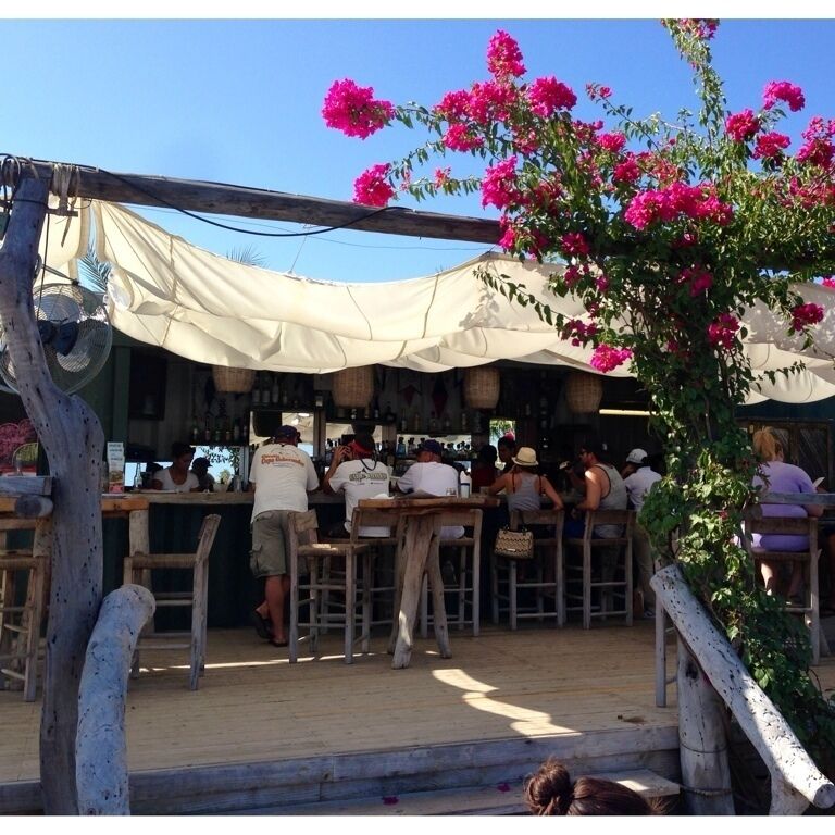 Made from 2 shipping containers, this funky salty marina bar and restaurant is a great hang after a day of landing tuna and dorado.  