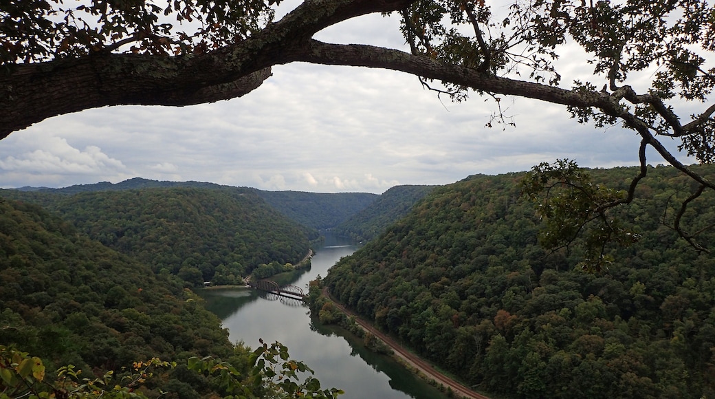 Hawks Nest State Park and the New River, West Virginia.